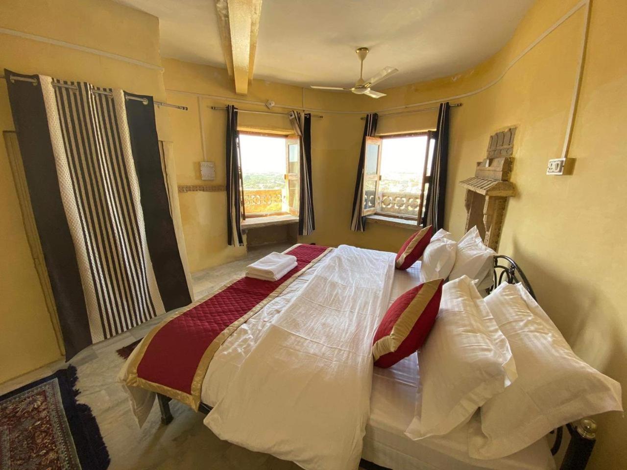 Hostel Desert Home Stay Джайсалмер Екстер'єр фото